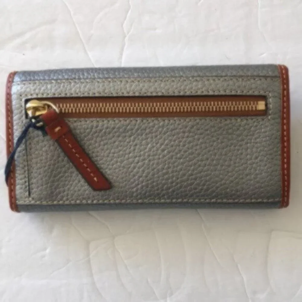 Dooney & Bourke Wallet Pebble Grain Continental Clutch Silver /Brown Trim